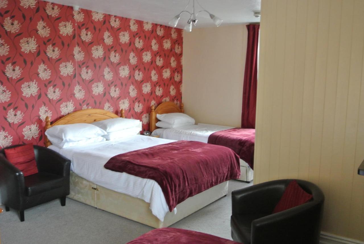 Old Castle Farm Guest House Brecon Exterior foto